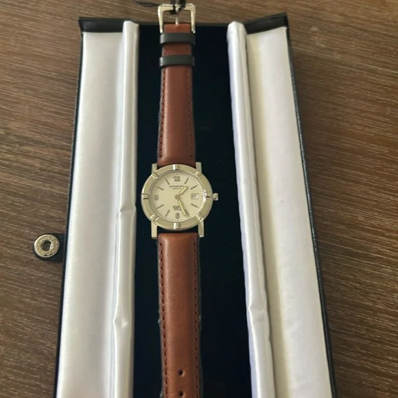 RAYMOND WEIL W1 ladies watch new - Picture 2 of 9